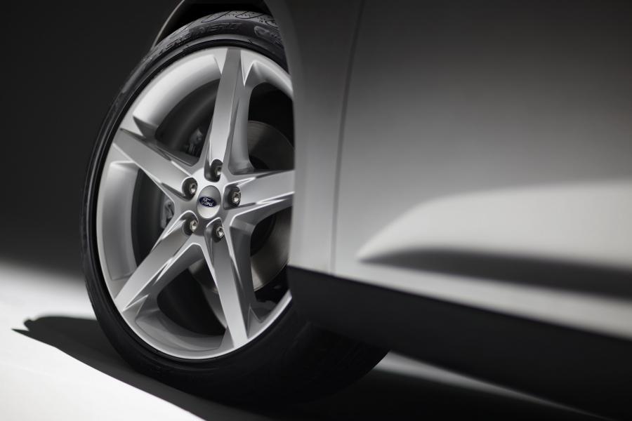  Ford Focus 2011 года  (фото 26 из 54)